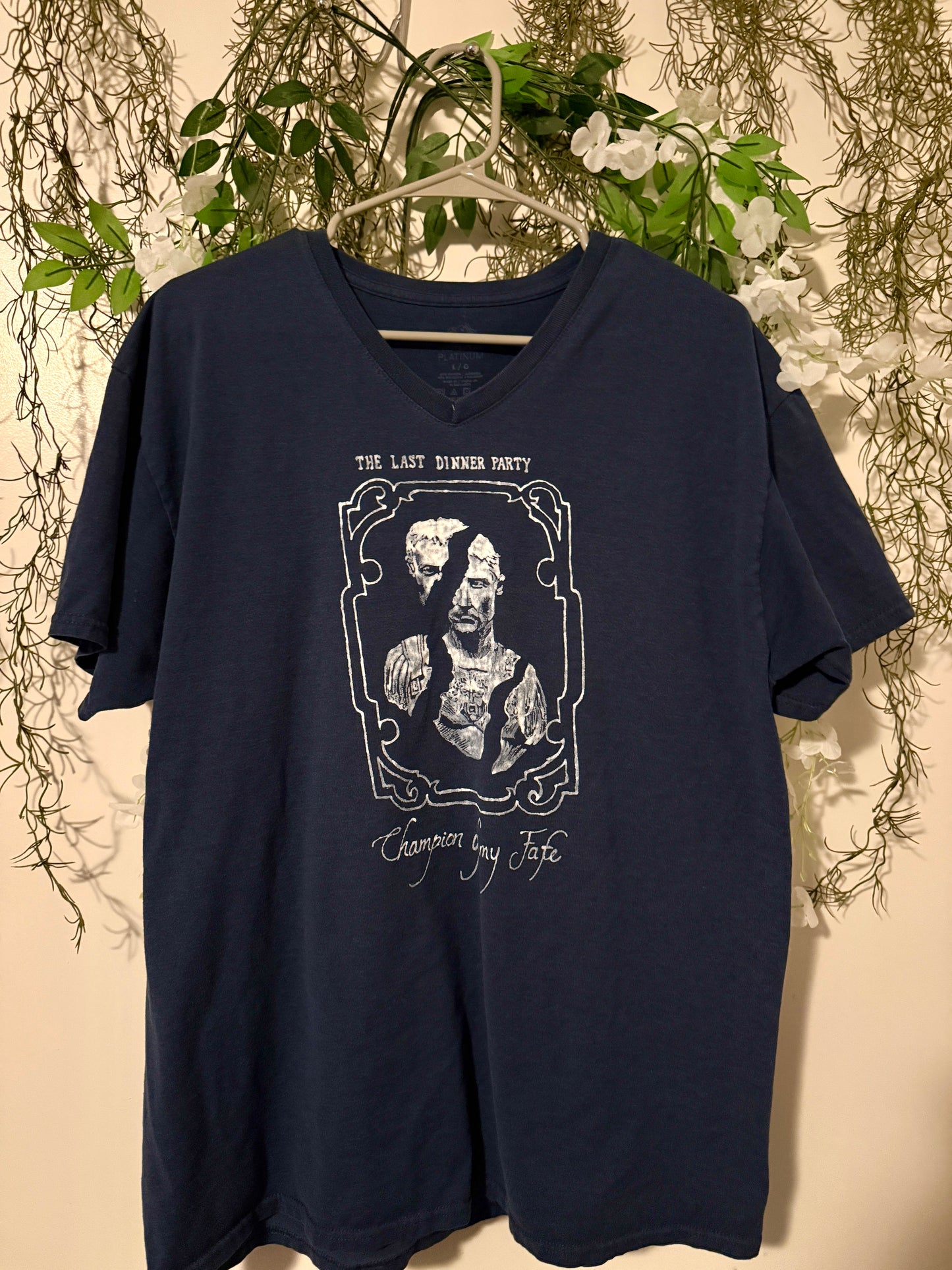 Caesar TV Screen TLDP Large Tshirt