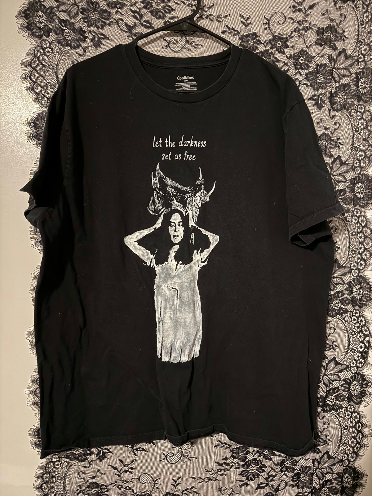 Lottie Yellowjackets XXL Tshirt