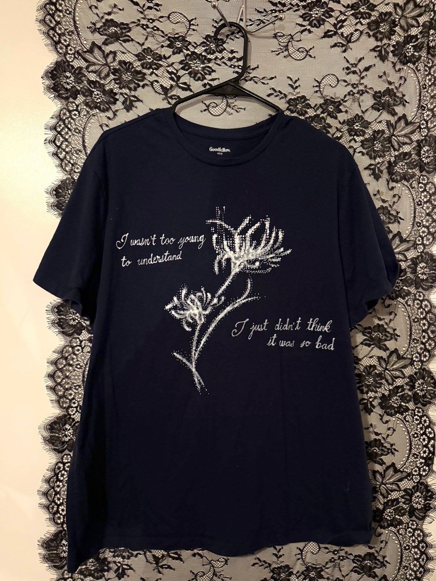 Still Standing Bridgers XL Tshirt