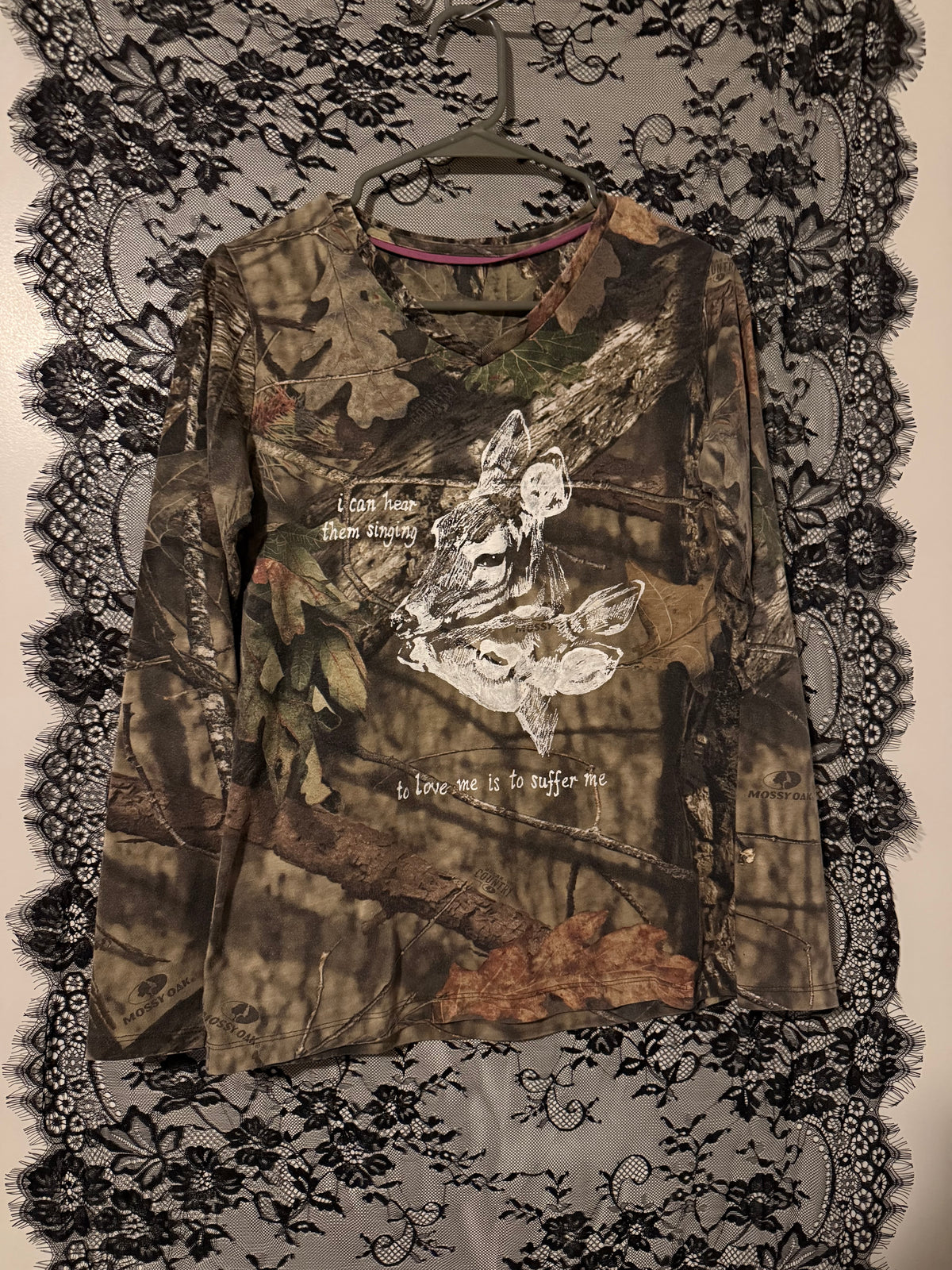 Nettles Cain Small Longsleeve